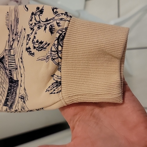 NWOT ELLANDEMM Perisienne Sweatshirt - Picture 7 of 16